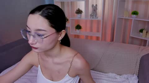 andreajohnsons online show from 04/18/26, 08:18