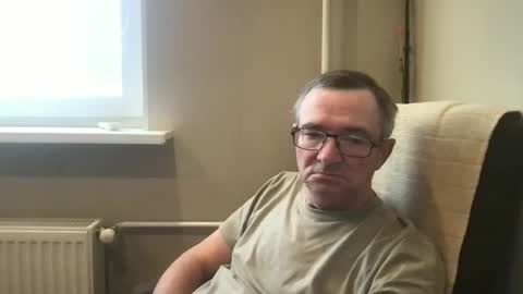 andreass60 online show from 11/27/25, 07:54