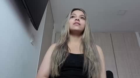 andreau 19 online show from 03/15/26, 02:12