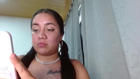 Snapshot of andrebigboobs chatting on 03/05/25, 09:59 Andre online show from 03/05/25, 09:59