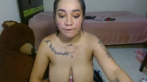 Snapshot of andrebigboobs chatting on 07/26/26, 12:30 Andre online show from 07/26/26, 12:30