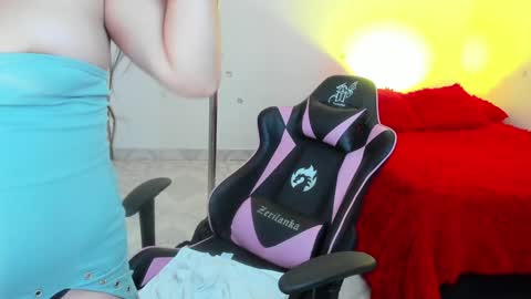 Snapshot of andreeart chatting on 02/06/25, 07:02 ig online show from 02/06/25, 07:02