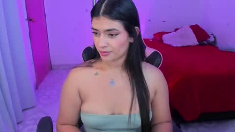 Snapshot of andreeart chatting on 02/09/26, 06:17 ig online show from 02/09/26, 06:17