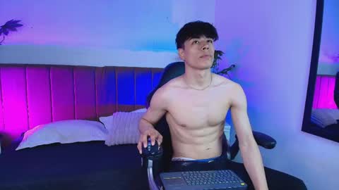 andreew_style_ online show from 04/23/26, 08:44