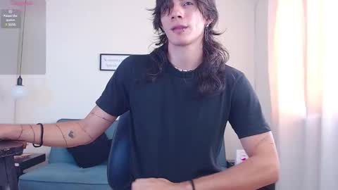 Snapshot of andreey50 chatting on 03/10/25, 08:12 Andrey online show from 03/10/25, 08:12