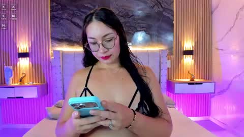 Snapshot of andreina26_ chatting on 04/23/26, 10:23 Andreina Fierro Ig Andreinafierro26 online show from 04/23/26, 10:23