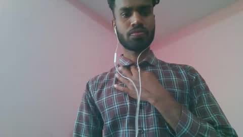 Snapshot of andres01_ chatting on 03/19/26, 05:33 andres01_ online show from 03/19/26, 05:33