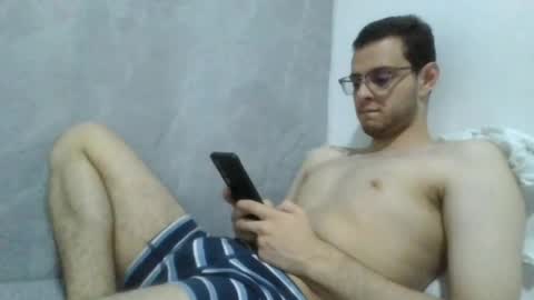 Snapshot of andres129494 chatting on 04/27/26, 02:42 andres129494 online show from 04/27/26, 02:42