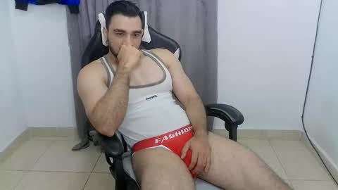 andres180950734 online show from 05/08/26, 12:32