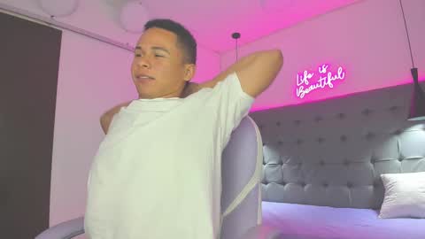 IM ANDRES online show from 11/23/25, 03:06