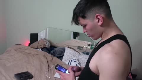 andres817542 online show from 01/25/25, 03:30