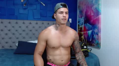 insta andres clark  online show from 02/11/25, 09:46