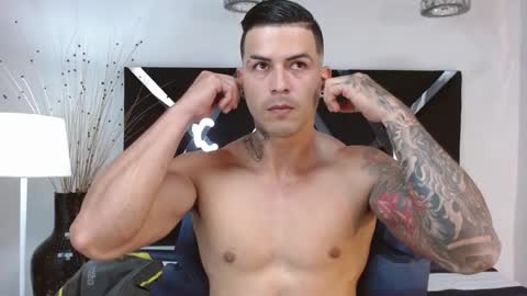 insta andres clark  online show from 02/27/25, 06:20