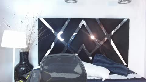 insta andres clark  online show from 03/02/25, 03:16