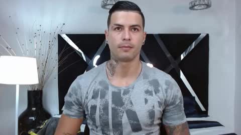 insta andres clark  online show from 03/03/25, 06:22