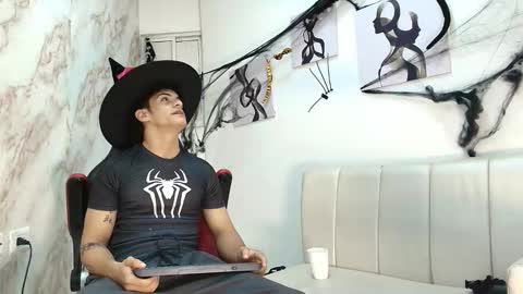 andres_cream online show from 10/21/25, 12:39