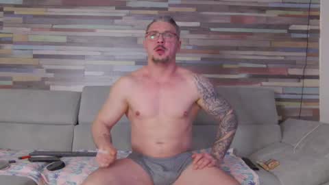 andres_dasli online show from 02/19/25, 05:38