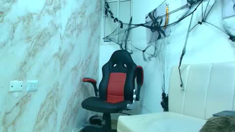 Snapshot of andres_stud chatting on 10/23/25, 06:13 andres_stud online show from 10/23/25, 06:13