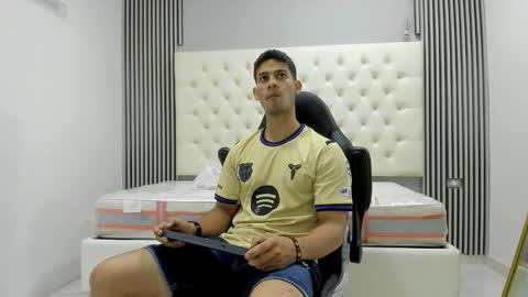 andres_stud online show from 03/23/26, 04:27