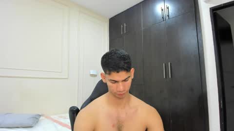 andres_stud online show from 04/08/26, 06:13
