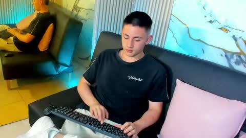andres_tay online show from 05/08/26, 07:19