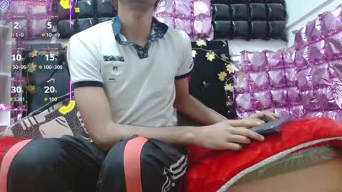 andresdark_07 online show from 12/03/25, 03:25