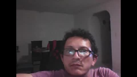 Snapshot of andresfloga chatting on 10/12/25, 05:06 andresfloga online show from 10/12/25, 05:06