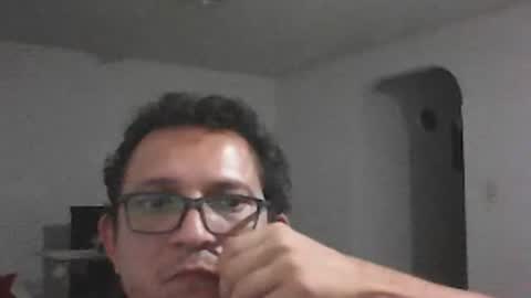 andresfloga online show from 06/15/26, 04:04