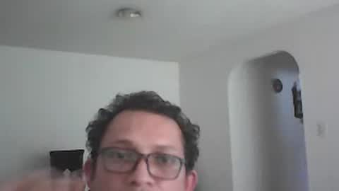 andresfloga online show from 06/15/26, 07:05