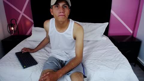 Snapshot of andresmatt chatting on 12/05/24, 04:53 ANDRESMATT online show from 12/05/24, 04:53