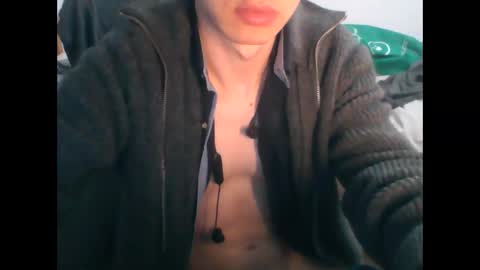 andresse_lat online show from 04/08/26, 01:27