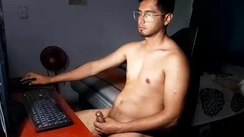 Snapshot of andresvergon85 chatting on 02/05/25, 03:02 andresvergon85 online show from 02/05/25, 03:02