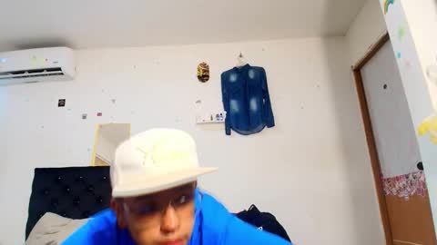 andreswhite_shotoflust online show from 06/02/26, 06:43
