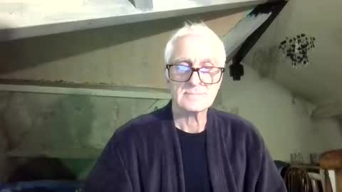 Snapshot of andrew160258 chatting on 06/11/26, 12:32 Andrew online show from 06/11/26, 12:32