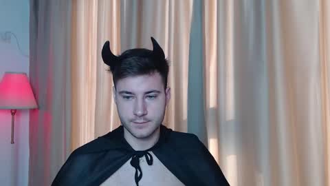 Snapshot of andrew2305 chatting on 10/30/25, 09:00 Justin Andrew online show from 10/30/25, 09:00