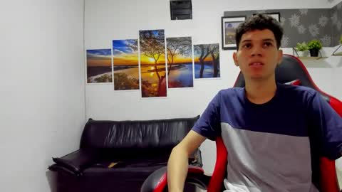 andrew_2811 online show from 12/19/25, 09:05