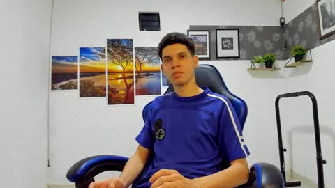 andrew_2811 online show from 01/07/26, 04:15