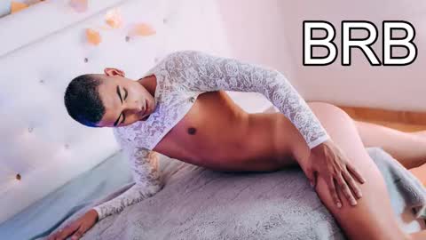 Andrew Jones Independient model  online show from 02/20/25, 03:19