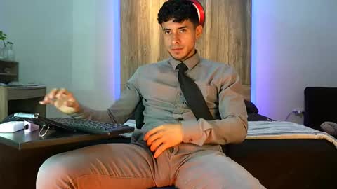 Andrew online show from 10/08/25, 03:48