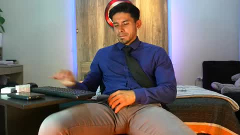 Andrew online show from 02/12/26, 02:50