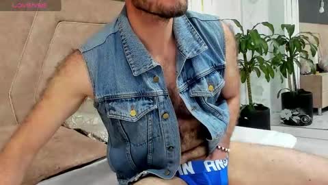 Snapshot of andrew_jackson42 chatting on 03/08/25, 06:54 andrew_jackson42 online show from 03/08/25, 06:54