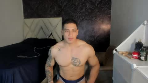 andrew_jhones online show from 05/30/26, 05:37