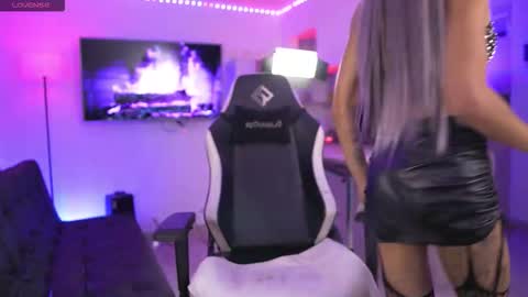 ---     online show from 09/26/25, 01:42