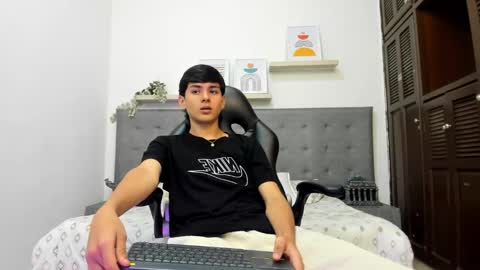 andrew restrepo online show from 03/09/26, 11:31