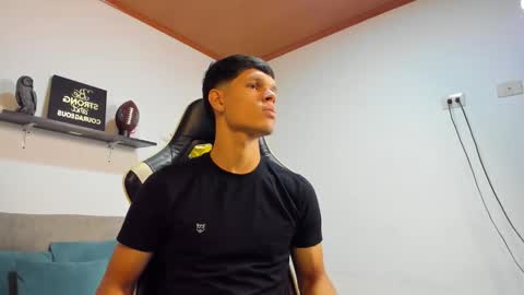 andrew_thopsom online show from 01/08/26, 12:40