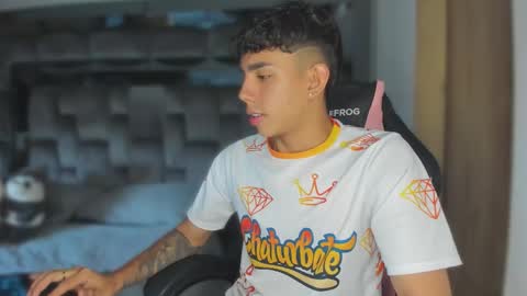 Andrew M. online show from 09/08/25, 10:53