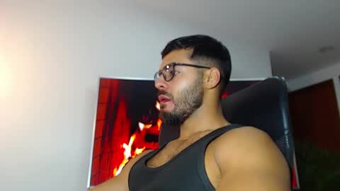Snapshot of andrew_west_ chatting on 12/21/24, 10:51 ANDREW WEST online show from 12/21/24, 10:51