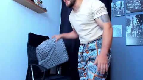 Andrew Diaz online show from 11/30/25, 09:13