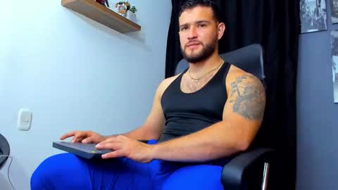 Andrew Diaz online show from 12/22/25, 08:00