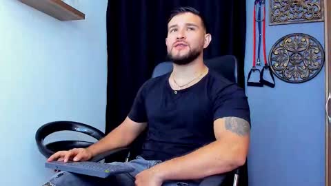 Andrew Diaz online show from 01/12/26, 09:03